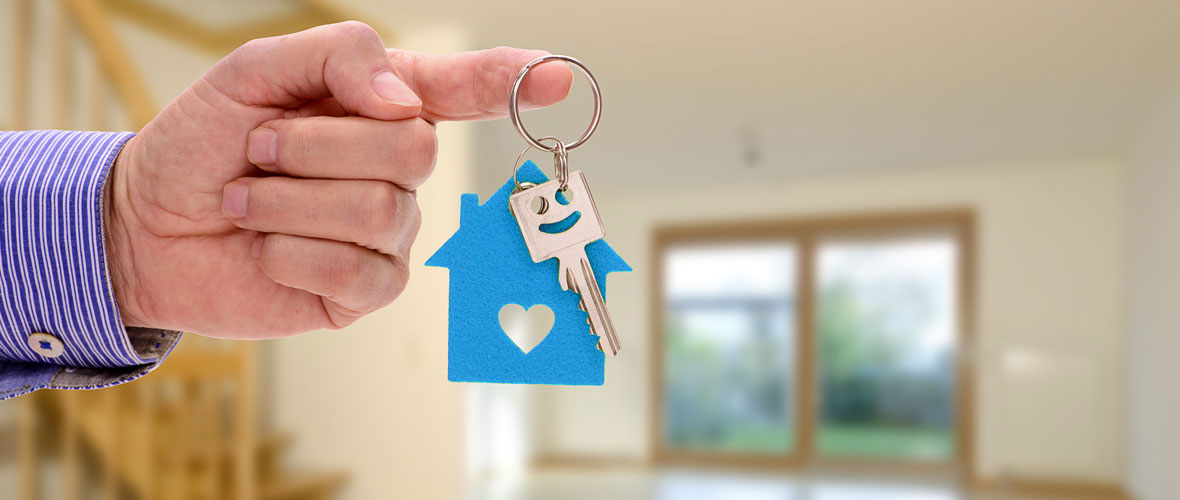 Erhalten Sie den Schlüssel zu Ihrem Eigentum von Ihrem Immobilienmakler